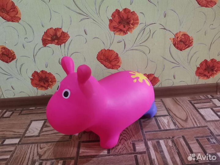 Игрушка попрыгун бегемотик