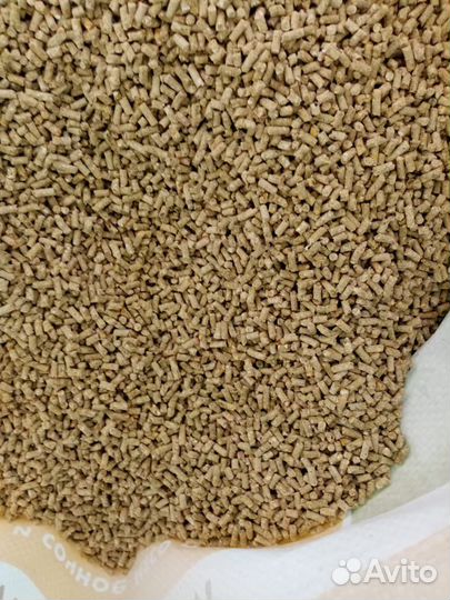 Гранулированный корм в мешках по 40 кг