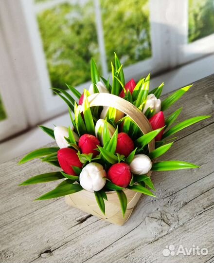 Тюльпаны всегда актуальны