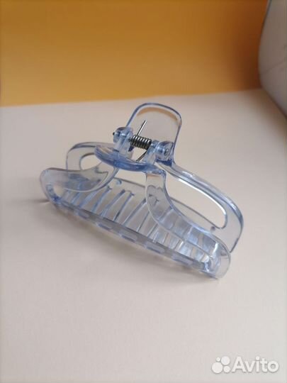 Крабик для волос