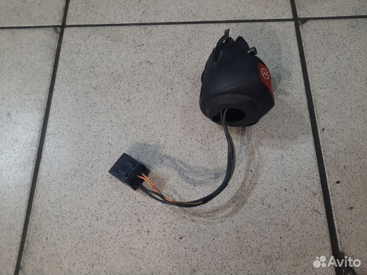 Пульт руля правый BRP MXZ Renegade 1000