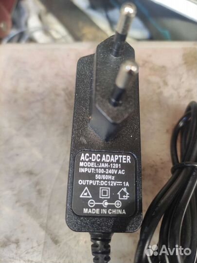 Блок питания 12v 1а