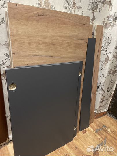 Шкаф двухстворчатый