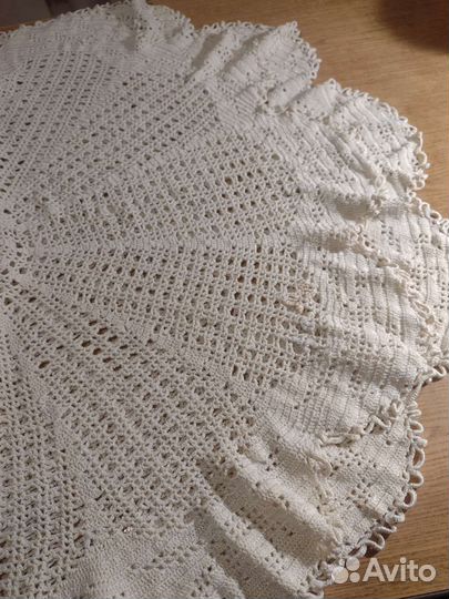 Салфетка-скатерка, диаметр 70 см