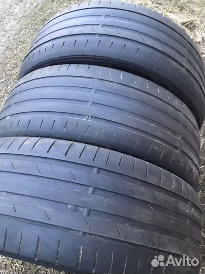 Kumho Ecsta PS71 225/45 R19