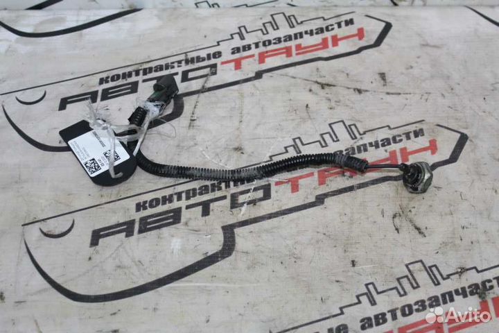 Датчик детонации mitsubishi 4G92 4G93 MD304932