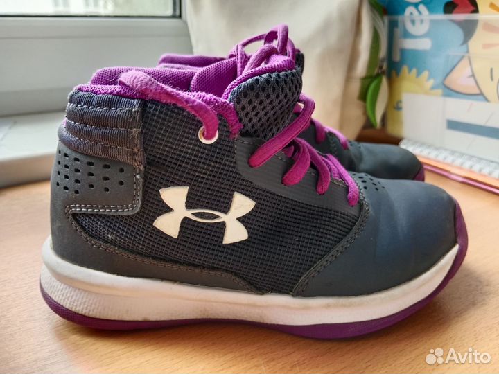 Детские кроссовки