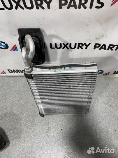 Радиатор печки Bmw X5 E70 N57D30 2013