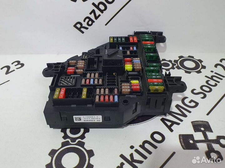 Блок предохранителе задний для BMW F10