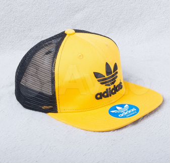 Бейсболка с сеткой adidas snapback