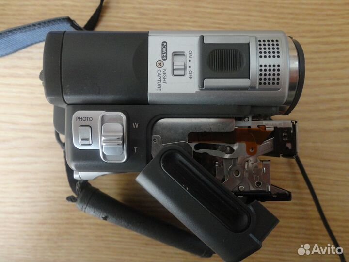 Продаю видеокамеру