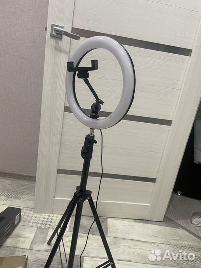 Кольцевая лампа 26 см