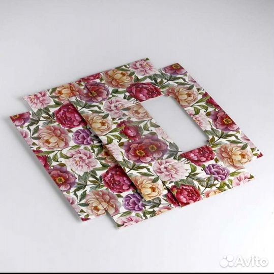 Коробка сборная подарочная