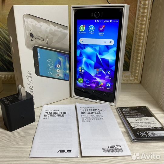 ASUS ZenFone Selfie ZD551KL, 2/16 ГБ