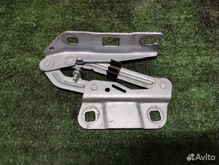 Петля капота левая Mercedes Benz ML W164 2007