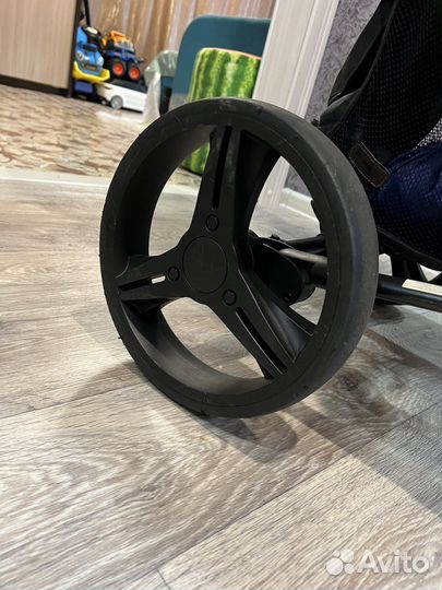 Прогулочная коляска bubago