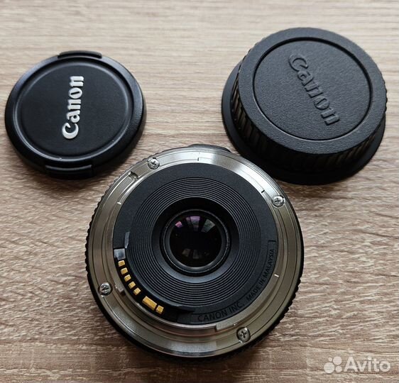 Canon EF 40mm f/2.8 STM как новый