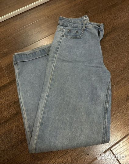 Женские джинсы размер M