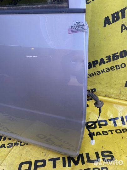 Задняя правая дверь Toyota Probox