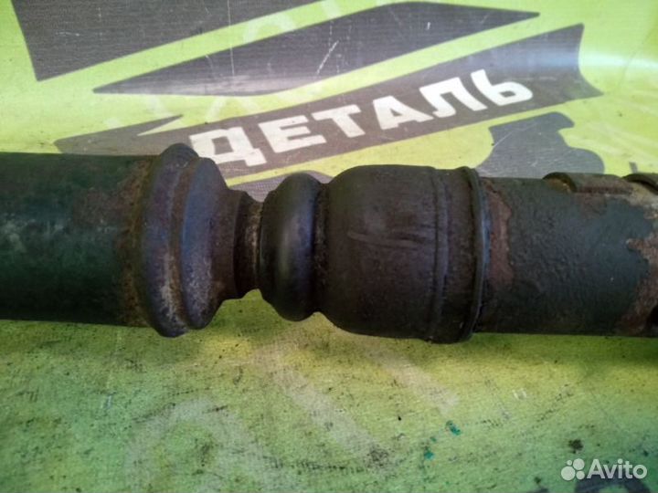 Карданный вал передний Nissan Terrano R50 ZD30