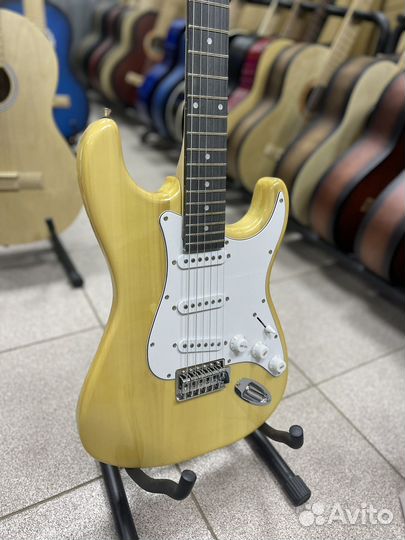 Классическая / акустическая гитара