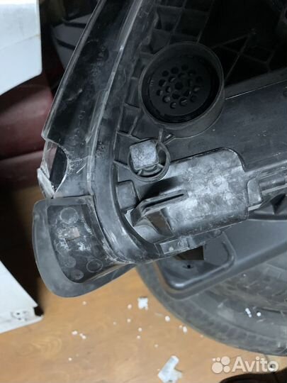 Фара левая Porsche Panamera 2. дефект стекла