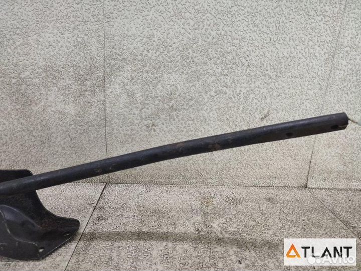 Тяга реактивная передний правый nissan caravan