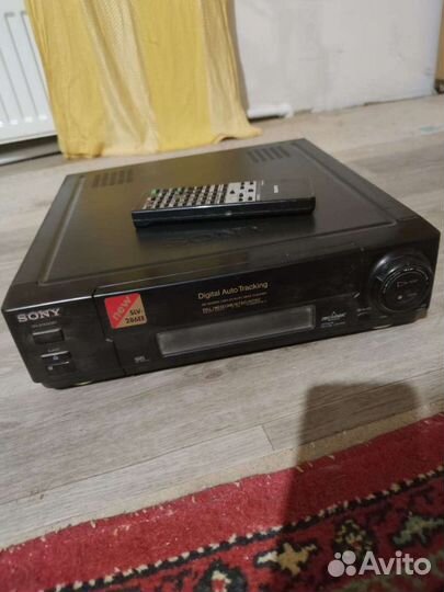 Видеомагнитофон Sony