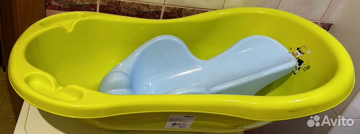 Ванночка для купания с горкой