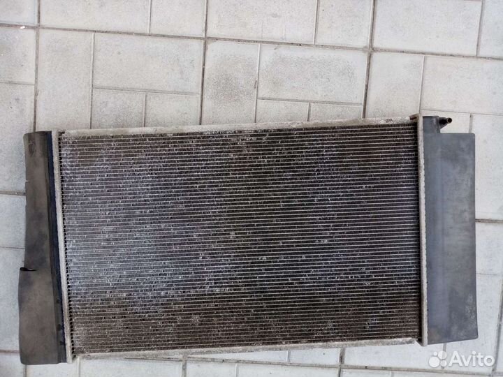 Радиатор таета верса 2011 гв