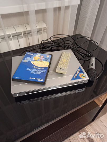 DVD плеер BBK с караоке