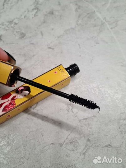 Тушь для ресниц Leezi чёрная водостойкая