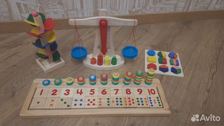 Игрушки Монтессори развивающие