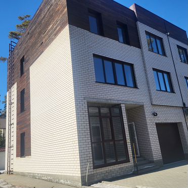 Таунхаус 244,7 м² на участке 2 сот.