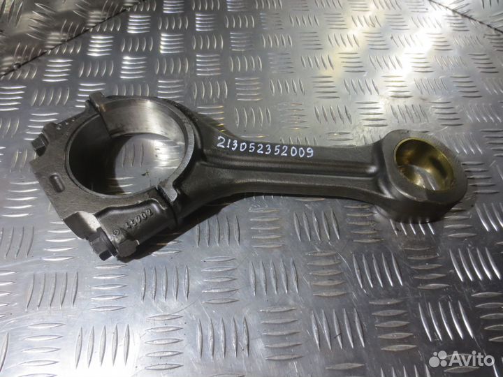 Шатун Mercedes-Benz A4570300120