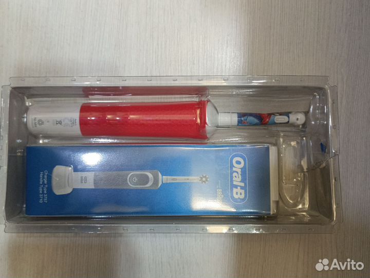 Зубная щетка oral b новая