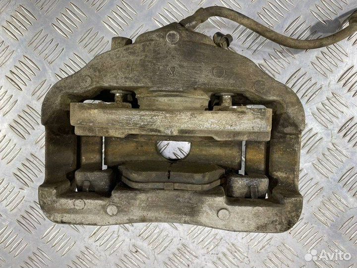 Суппорт тормозной передний левый Bmw 5 Е60 N52B30