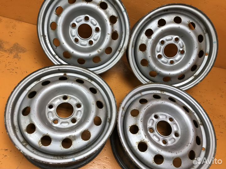 Диски Kia 15 диаметр 5х114,3, цо 67,1