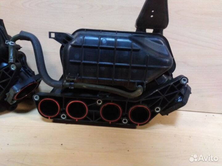 Впускной коллектор Honda CR-V 4 2.4L црв-4