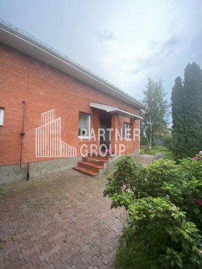 Дом 233,6 м² на участке 13,5 сот.