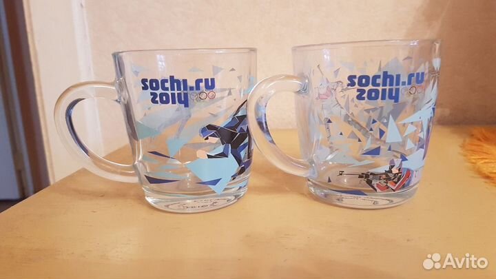 Две чашки с олимпийской символикой Сочи