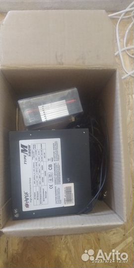 Коробки с электроникой