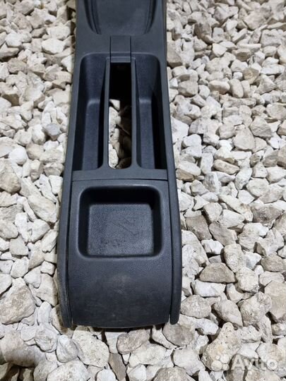 Консоль Поло 5