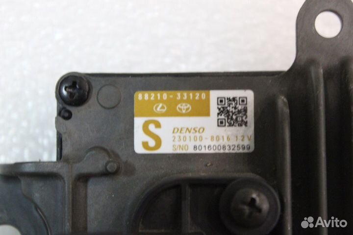 Lexus ES Дистроник оригинал без дефектов 2018-2021