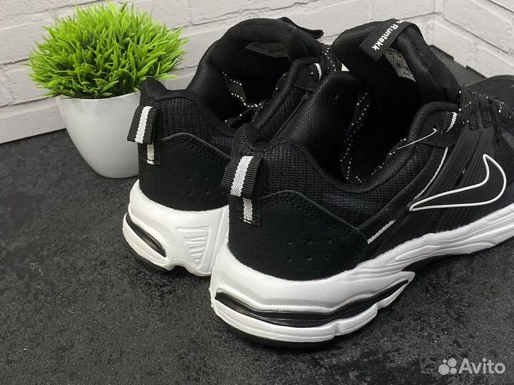 Кроссовки Nike V2K run runtekk