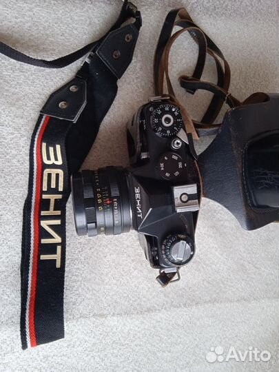 Плёночный фотоаппарат Зенит 11