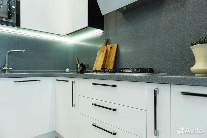 Кухонный гарнитур техника в подарок