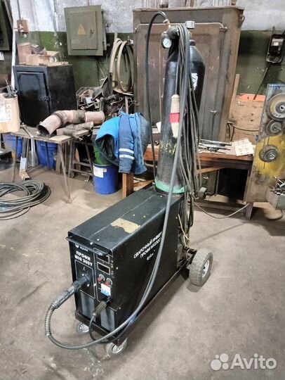 Сварочный полуавтомат профи might 300 y