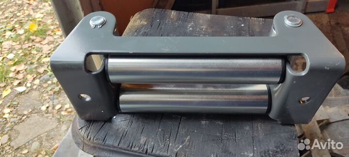 Клюз новый роликовый для лебедки