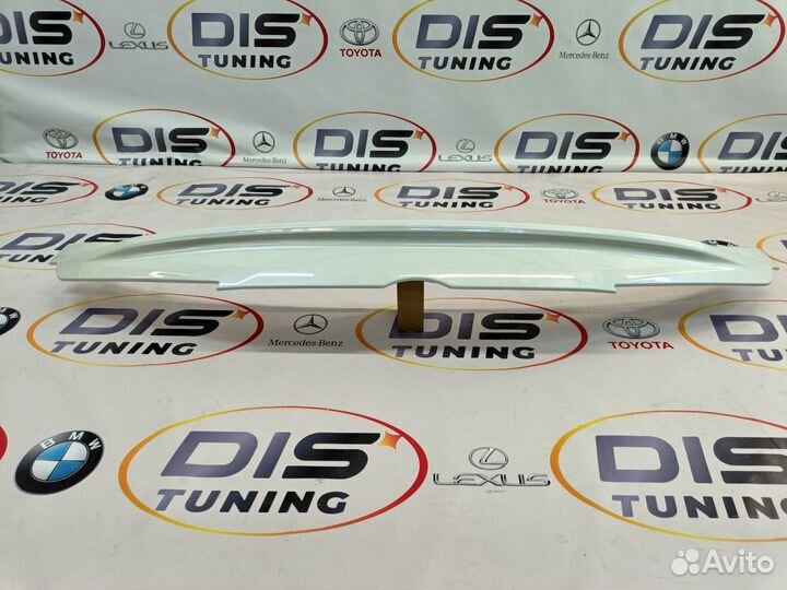 Спойлер под стекло Lexus LX570 с 2016 Wald white